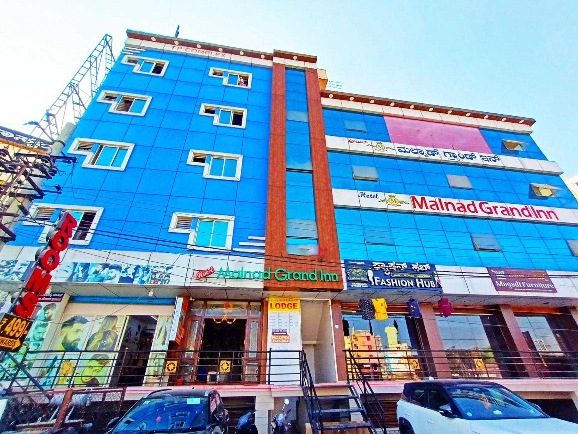 Hotel Malnad Grand Inn Kumbalgod Zewnętrze zdjęcie