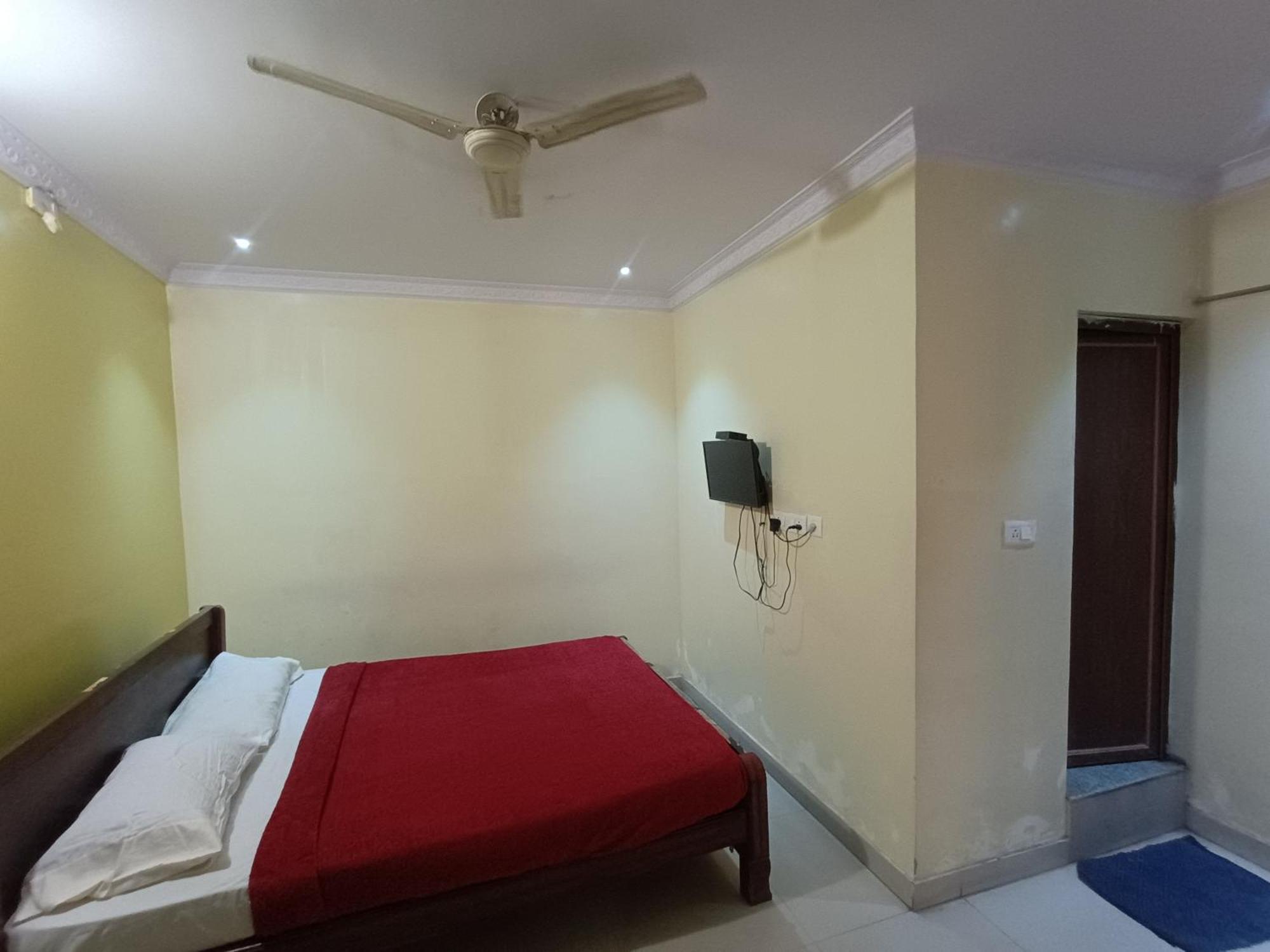 Hotel Malnad Grand Inn Kumbalgod Zewnętrze zdjęcie
