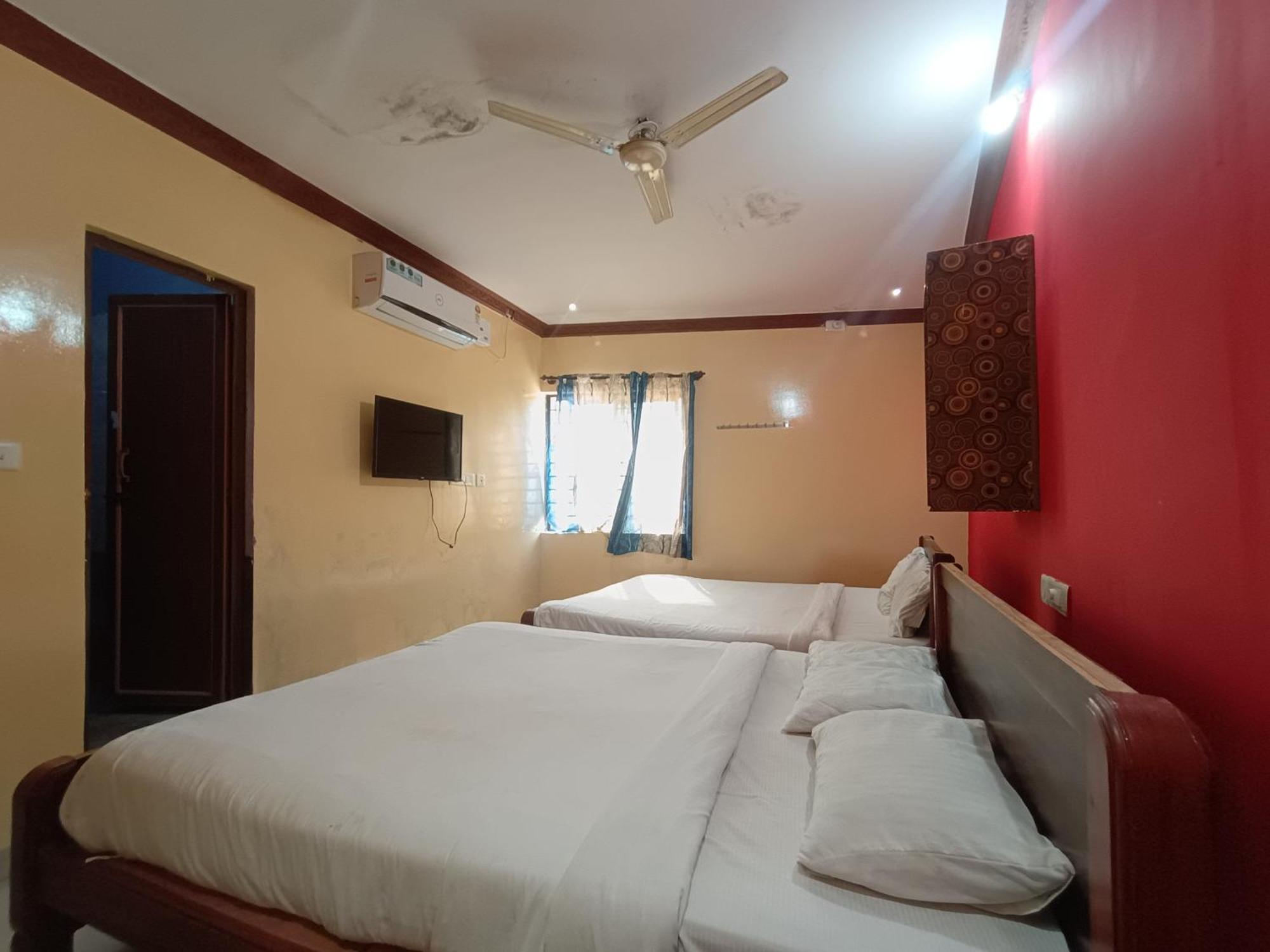 Hotel Malnad Grand Inn Kumbalgod Zewnętrze zdjęcie