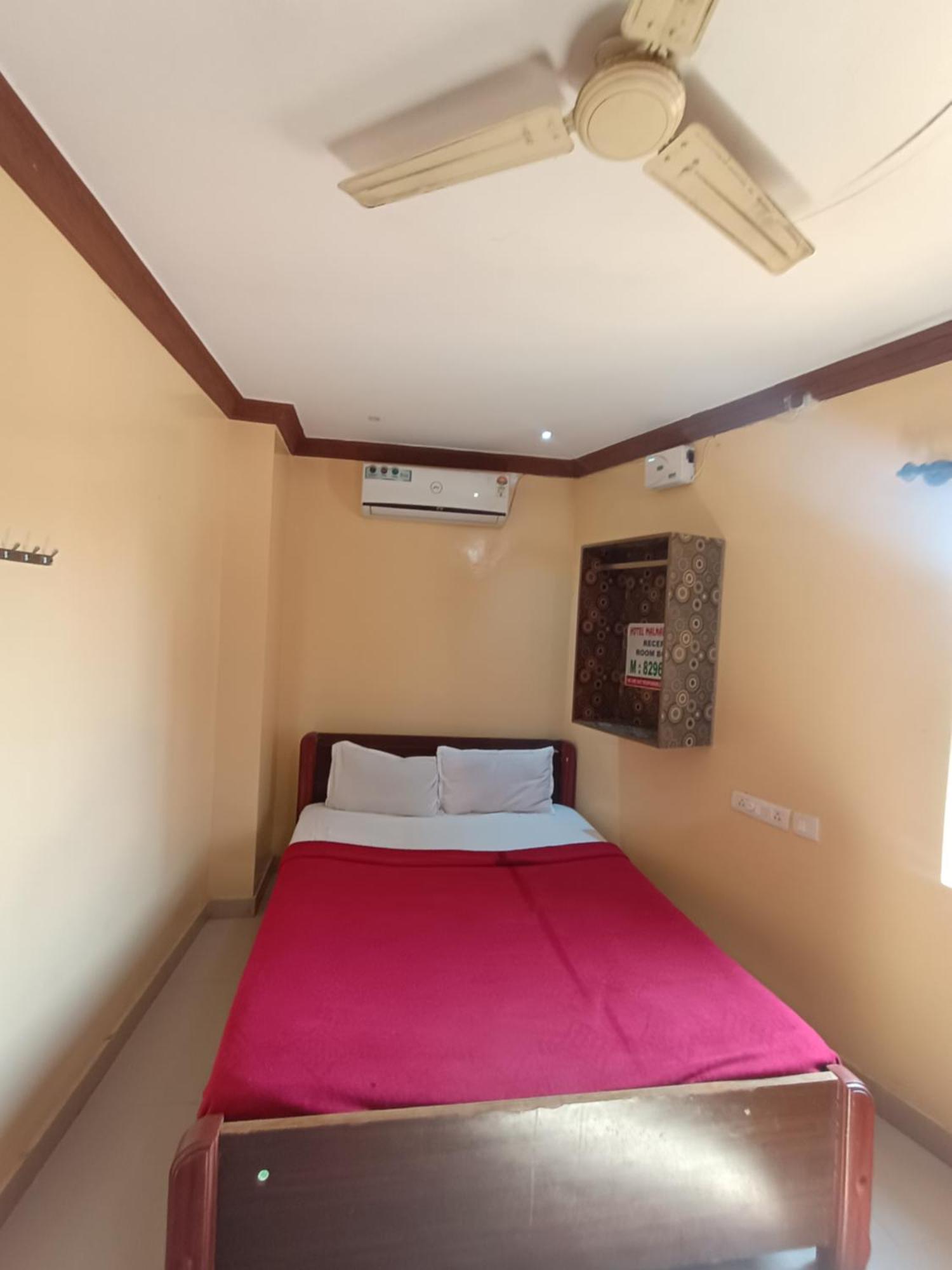 Hotel Malnad Grand Inn Kumbalgod Zewnętrze zdjęcie